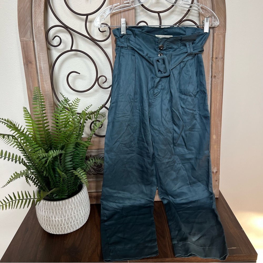 Urban belted trousers